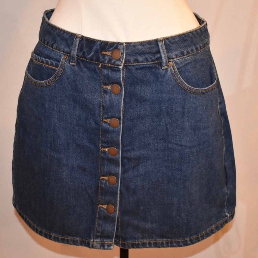 Button down mini skirt